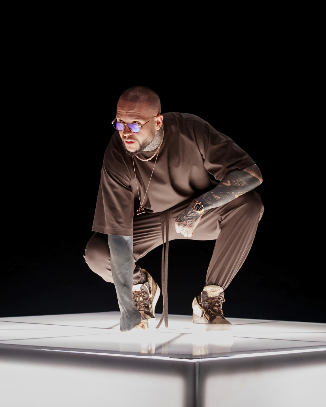 CAPSULE #001 (LIMITED EDITION)