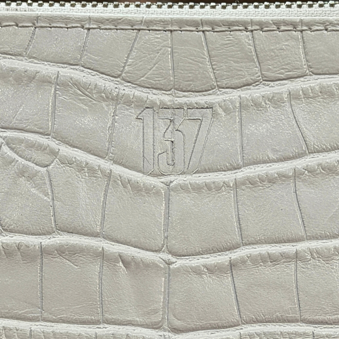 WHITE CROC POCHETTE