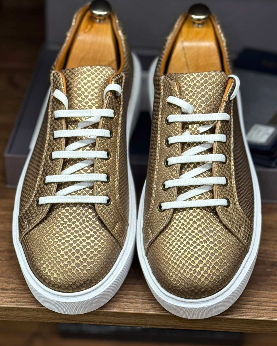 CROC #002 — Brown/Gold Croc Leather