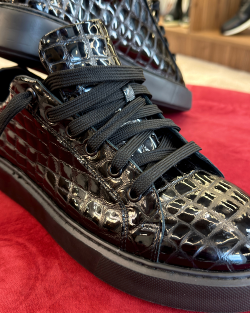 CROC #003 - BLACK CROC LEATHER